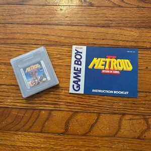 Metroid II Return of Samus Nintendo Game Boy DMG-ME-USA Cartridge and Manual